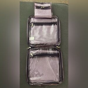 Monat Purple PVC Hanging Travel Organizer - Brand New (in original packaging)